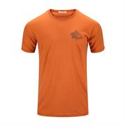 Trøjen har et bjerg som logo på brystet.