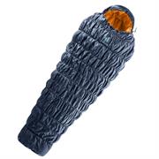 Soveposen har en total længde på 205 cm.