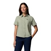 Columbia skjorten har en lynlåslukket brystlomme og en inderlomme