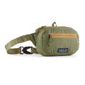 Patagonia Ultralight Black Hole Mini Hip Pack i farven Buckhorn Green