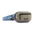 Patagonia Terravia Mini Hip Pack i farven River Rock Green