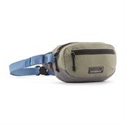 Patagonia Terravia Mini Hip Pack i farven River Rock Green