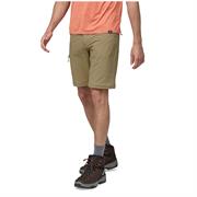 Buksebenene er aftagelige så de også kan bruges som shorts