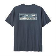 Boardshort Logo printet er på T-shirtens ryg