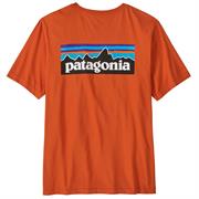 Patagonia T-shirt med P-6 logo i farven Coal Orange
