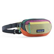 Patagonia Terravia Mini Hip Pack i farven Patchwork / Gumtree Green