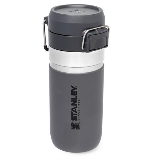 Se Stanley Quick Flip Water Bottle / isoleret drikkedunk 0,47 L-charcoal - Drikkeflasker /-dunk hos Pro Outdoor